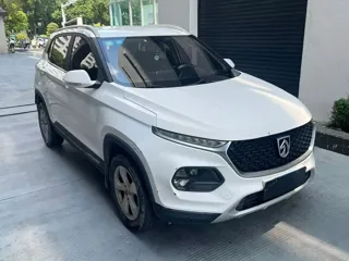 Baojun 510 2019 купить из Китая, цена 1 008 000 ₽ — Suifenhe Auto