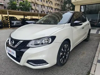 Nissan Tiida 2023 купить из Китая, цена 1 488 000 ₽ — Suifenhe Auto