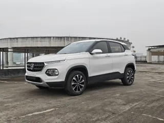 Baojun 510 2020 купить из Китая, цена 1 129 000 ₽ — Suifenhe Auto