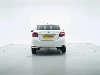 Toyota Vios 2021 купить из Китая, цена 1 382 000 ₽ — Suifenhe Auto