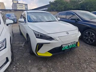 Dongfeng Aeolus E70 2022 купить из Китая, цена 907 000 ₽ — Suifenhe Auto