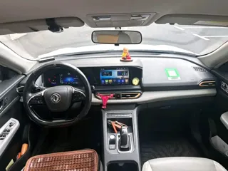 Dongfeng Aeolus E70 2022 купить из Китая, цена 985 000 ₽ — Suifenhe Auto
