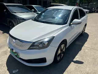 Dongfeng Aeolus E70 2022 купить из Китая, цена 1 003 000 ₽ — Suifenhe Auto