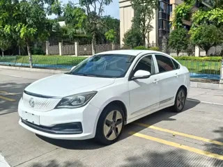 Dongfeng Aeolus E70 2022 купить из Китая, цена 839 000 ₽ — Suifenhe Auto