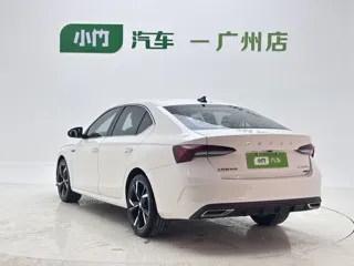 Skoda Octavia 2022 купить из Китая, цена 1 762 000 ₽ — Suifenhe Auto