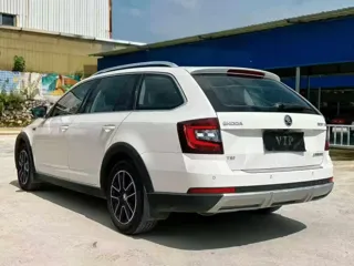 Skoda Octavia 2018 купить из Китая, цена 1 243 000 ₽ — Suifenhe Auto