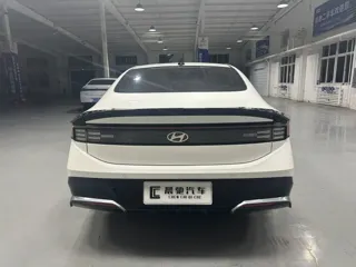 Hyundai Sonata 2024 купить из Китая, цена 2 967 000 ₽ — Suifenhe Auto