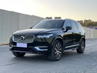 Volvo XC90 2025