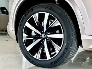 Volvo XC90 2026 купить из Китая, цена 9 144 000 ₽ — Suifenhe Auto