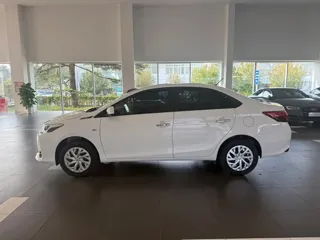 Toyota Vios 2022 купить из Китая, цена 1 167 000 ₽ — Suifenhe Auto