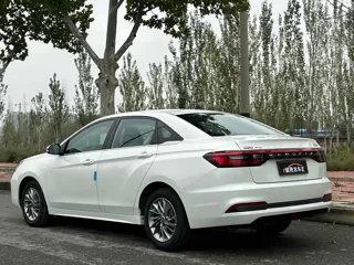 Venucia D60 2025 купить из Китая, цена 1 544 000 ₽ — Suifenhe Auto