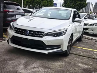 Venucia D60 2018 купить из Китая, цена 1 156 000 ₽ — Suifenhe Auto