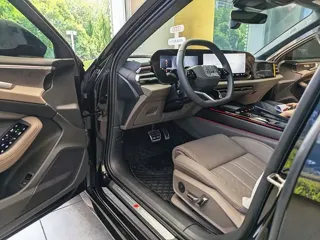 Audi A6L 2026 купить из Китая, цена 8 249 000 ₽ — Suifenhe Auto