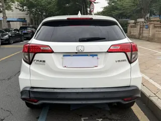 Honda Vezel 2021 купить из Китая, цена 1 643 000 ₽ — Suifenhe Auto
