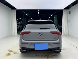 Volkswagen Golf 2023 купить из Китая, цена 2 256 000 ₽ — Suifenhe Auto