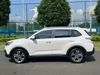 Kia SPORTAGE 2021 купить из Китая, цена 1 481 000 ₽ — Suifenhe Auto