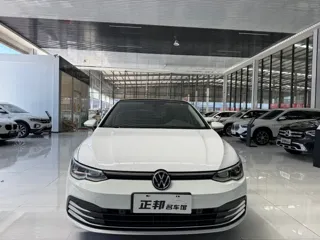 Volkswagen Golf 2022 купить из Китая, цена 1 601 000 ₽ — Suifenhe Auto