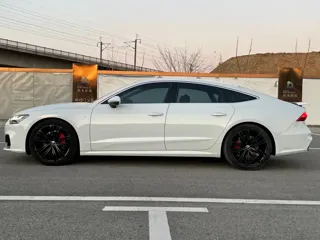 Audi A7 2024 купить из Китая, цена 7 328 000 ₽ — Suifenhe Auto