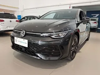 Volkswagen Golf 2025