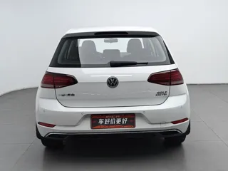Volkswagen Golf 2018 купить из Китая, цена 1 263 000 ₽ — Suifenhe Auto