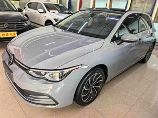Volkswagen Golf 2023 купить из Китая, цена 1 719 000 ₽ — Suifenhe Auto