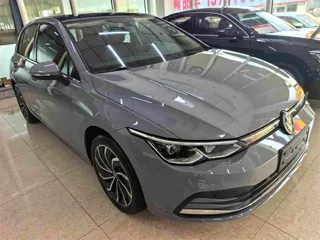 Volkswagen Golf 2023 купить из Китая, цена 1 719 000 ₽ — Suifenhe Auto