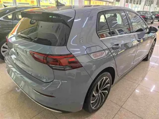 Volkswagen Golf 2023 купить из Китая, цена 1 719 000 ₽ — Suifenhe Auto