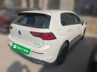 Volkswagen Golf 2022 купить из Китая, цена 1 728 000 ₽ — Suifenhe Auto