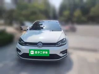 Volkswagen Golf 2019 купить из Китая, цена 1 502 000 ₽ — Suifenhe Auto
