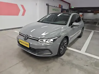 Volkswagen Golf 2022 купить из Китая, цена 1 463 000 ₽ — Suifenhe Auto