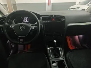 Volkswagen Golf 2020 купить из Китая, цена 1 500 000 ₽ — Suifenhe Auto