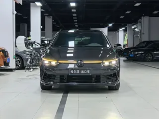 Volkswagen Golf 2022 купить из Китая, цена 2 099 000 ₽ — Suifenhe Auto