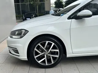 Volkswagen Golf 2020 купить из Китая, цена 1 559 000 ₽ — Suifenhe Auto