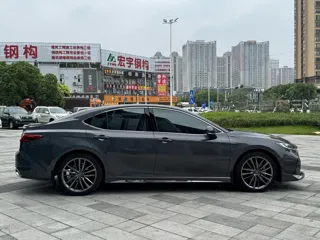 Toyota Camry 2025 купить из Китая, цена 4 201 000 ₽ — Suifenhe Auto