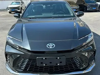 Toyota Camry 2026 купить из Китая, цена 3 302 000 ₽ — Suifenhe Auto