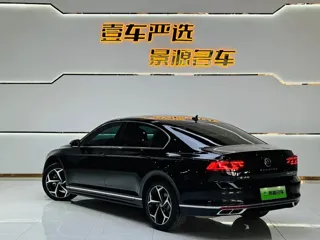 Volkswagen Magotan 2024 купить из Китая, цена 3 841 000 ₽ — Suifenhe Auto
