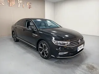 Volkswagen Magotan 2025 купить из Китая, цена 3 963 000 ₽ — Suifenhe Auto