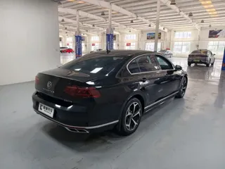 Volkswagen Magotan 2025 купить из Китая, цена 3 963 000 ₽ — Suifenhe Auto