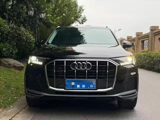 Audi Q7 2024 купить из Китая, цена 7 328 000 ₽ — Suifenhe Auto
