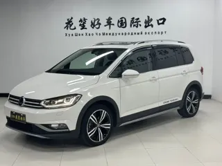 Volkswagen Touran 2023 купить из Китая, цена 2 041 000 ₽ — Suifenhe Auto