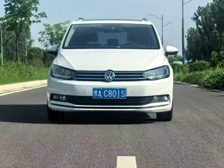 Volkswagen Touran 2018 купить из Китая, цена 1 310 000 ₽ — Suifenhe Auto