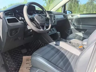 Volkswagen Touran 2018 купить из Китая, цена 1 310 000 ₽ — Suifenhe Auto