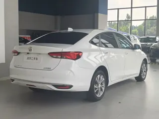 Buick Verano 2025 купить из Китая, цена 2 596 000 ₽ — Suifenhe Auto