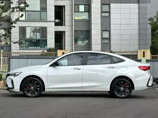 Buick Verano 2024 купить из Китая, цена 2 582 000 ₽ — Suifenhe Auto