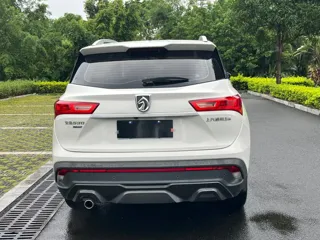 Baojun 530 2019 купить из Китая, цена 1 092 000 ₽ — Suifenhe Auto