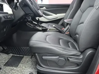 Baojun 530 2019 купить из Китая, цена 1 157 000 ₽ — Suifenhe Auto