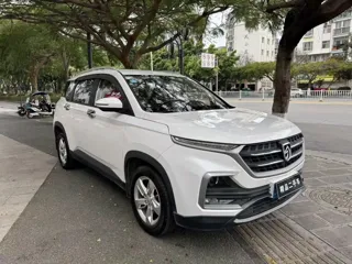 Baojun 530 2019 купить из Китая, цена 1 236 000 ₽ — Suifenhe Auto