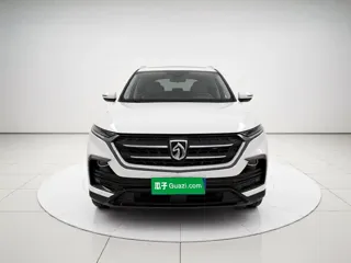 Baojun 530 2018 купить из Китая, цена 1 010 000 ₽ — Suifenhe Auto