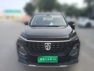 Baojun 530 2021 купить из Китая, цена 1 154 000 ₽ — Suifenhe Auto