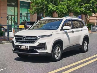 Baojun 530 2018 купить из Китая, цена 1 238 000 ₽ — Suifenhe Auto